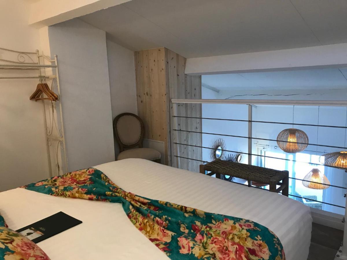 Bed and Breakfast L'Estrambord De Camargue Сент-Марі-де-ла-Мер Екстер'єр фото