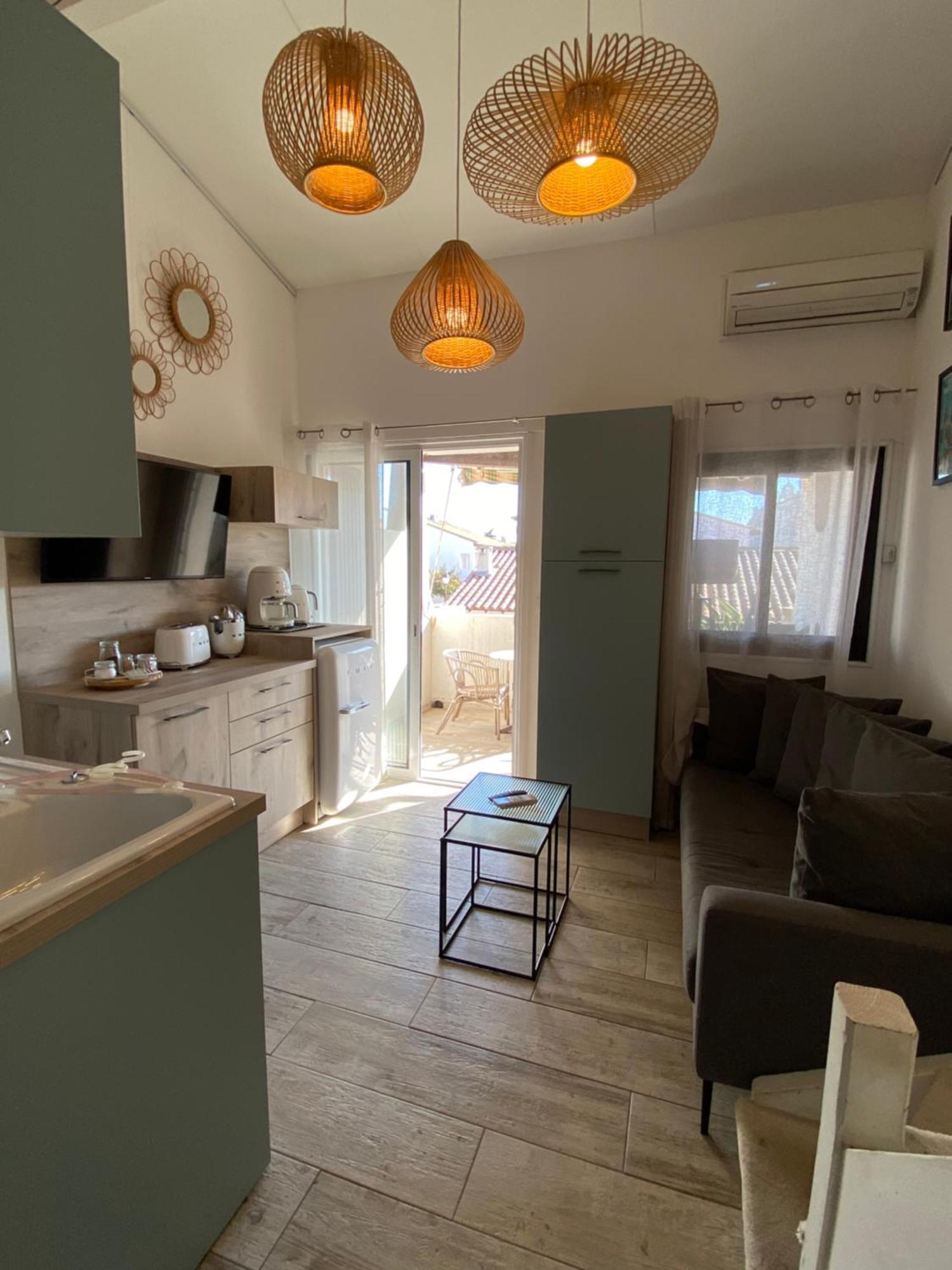 Bed and Breakfast L'Estrambord De Camargue Сент-Марі-де-ла-Мер Екстер'єр фото