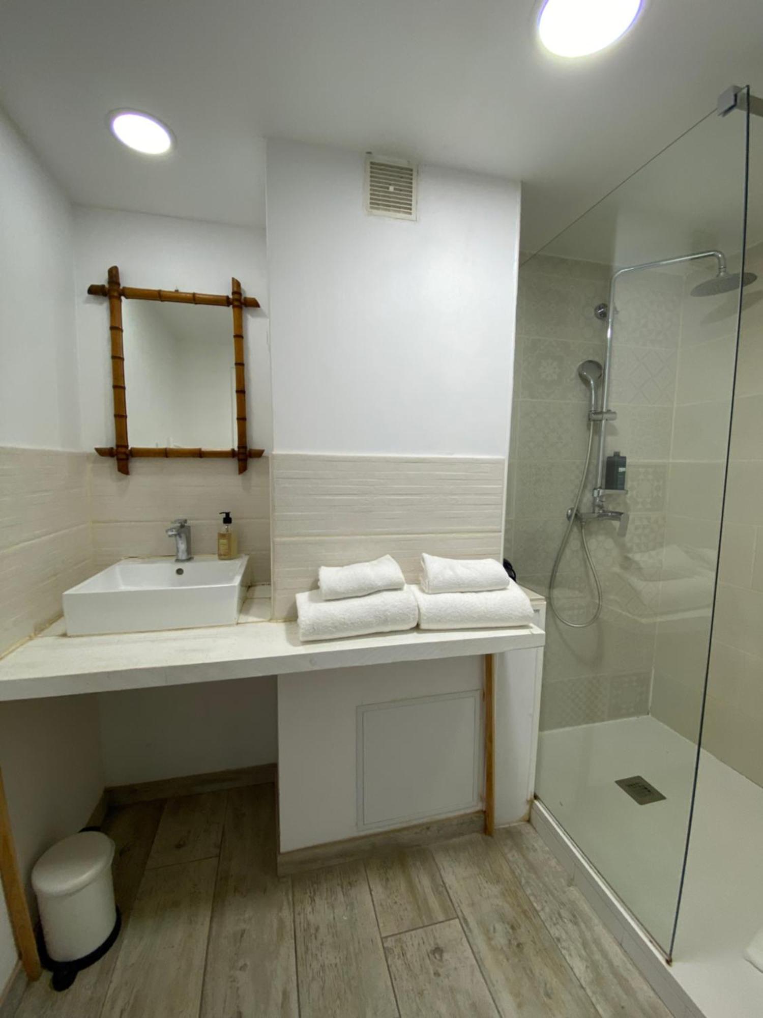 Bed and Breakfast L'Estrambord De Camargue Сент-Марі-де-ла-Мер Екстер'єр фото